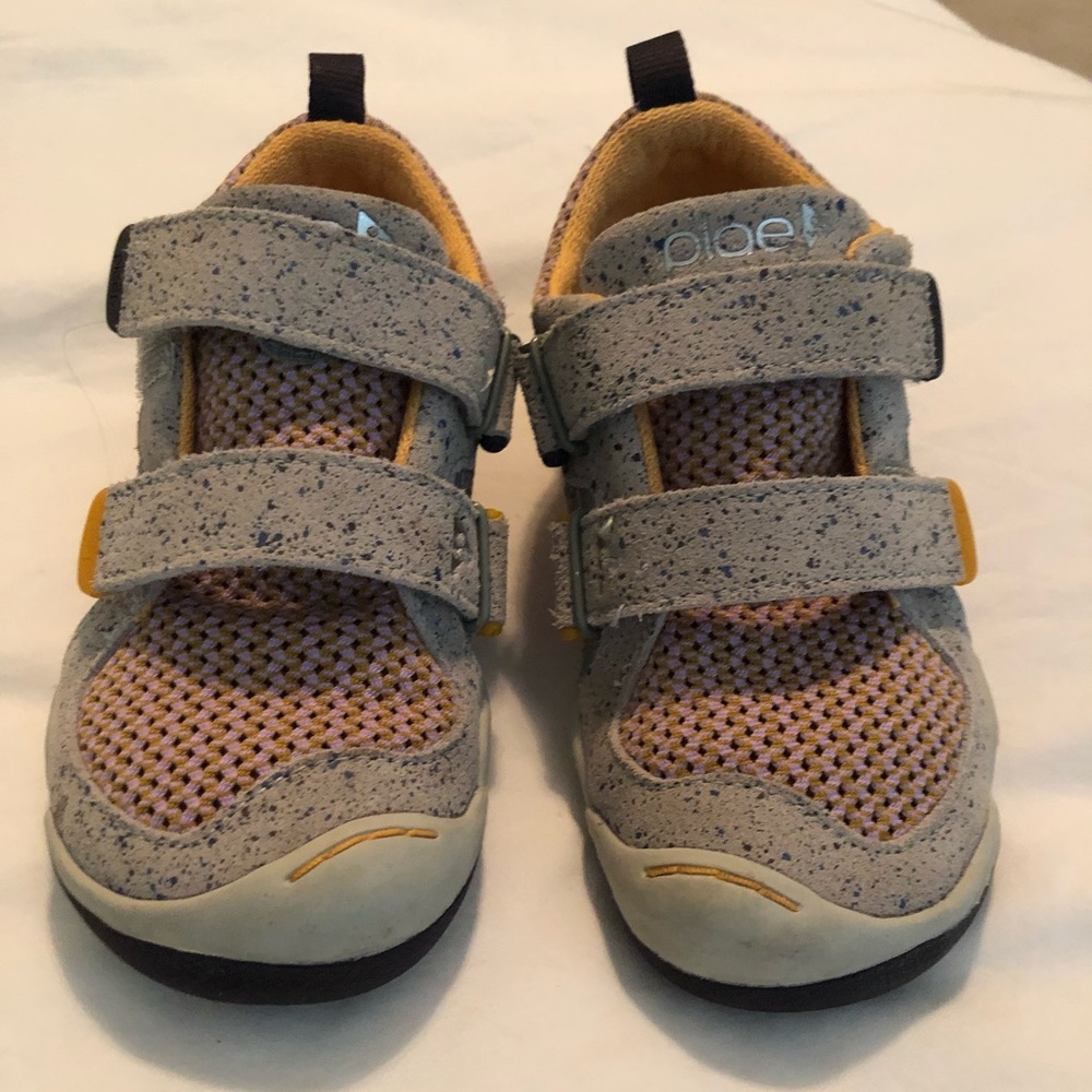 Plae Girls Shoes